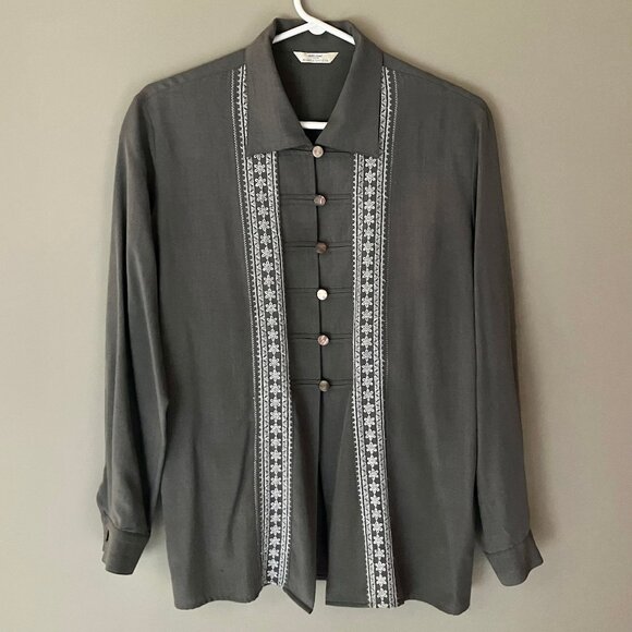 Grey & White Shirt with Fabulous Details - Picture 1 of 6